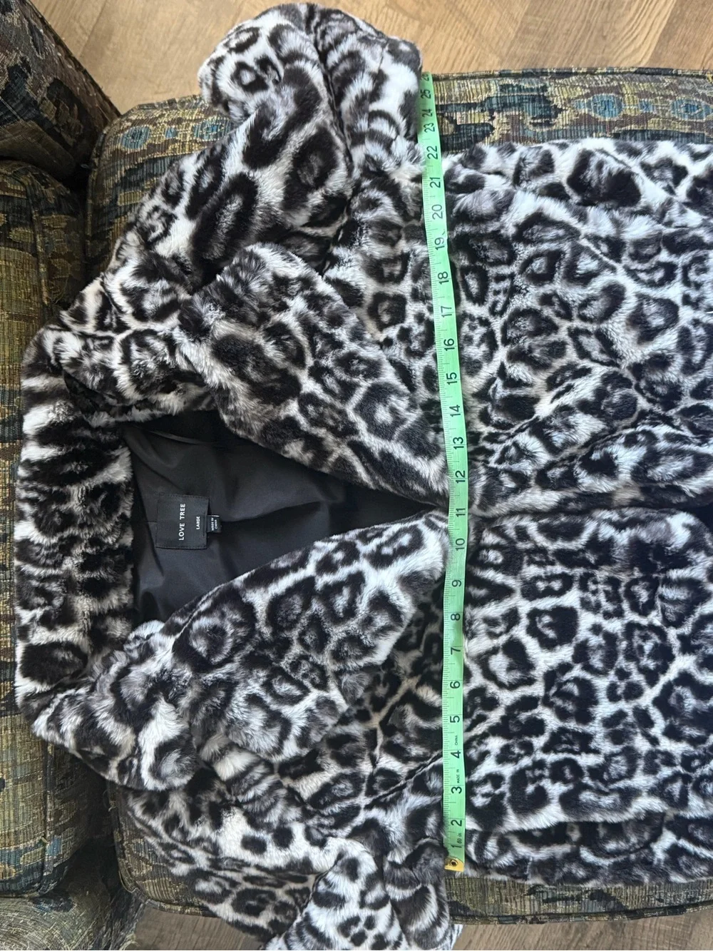Love Tree Leopard Faux Fur Cropped Jacket Plush Animal Print Coat Large - Picture 3 of 8